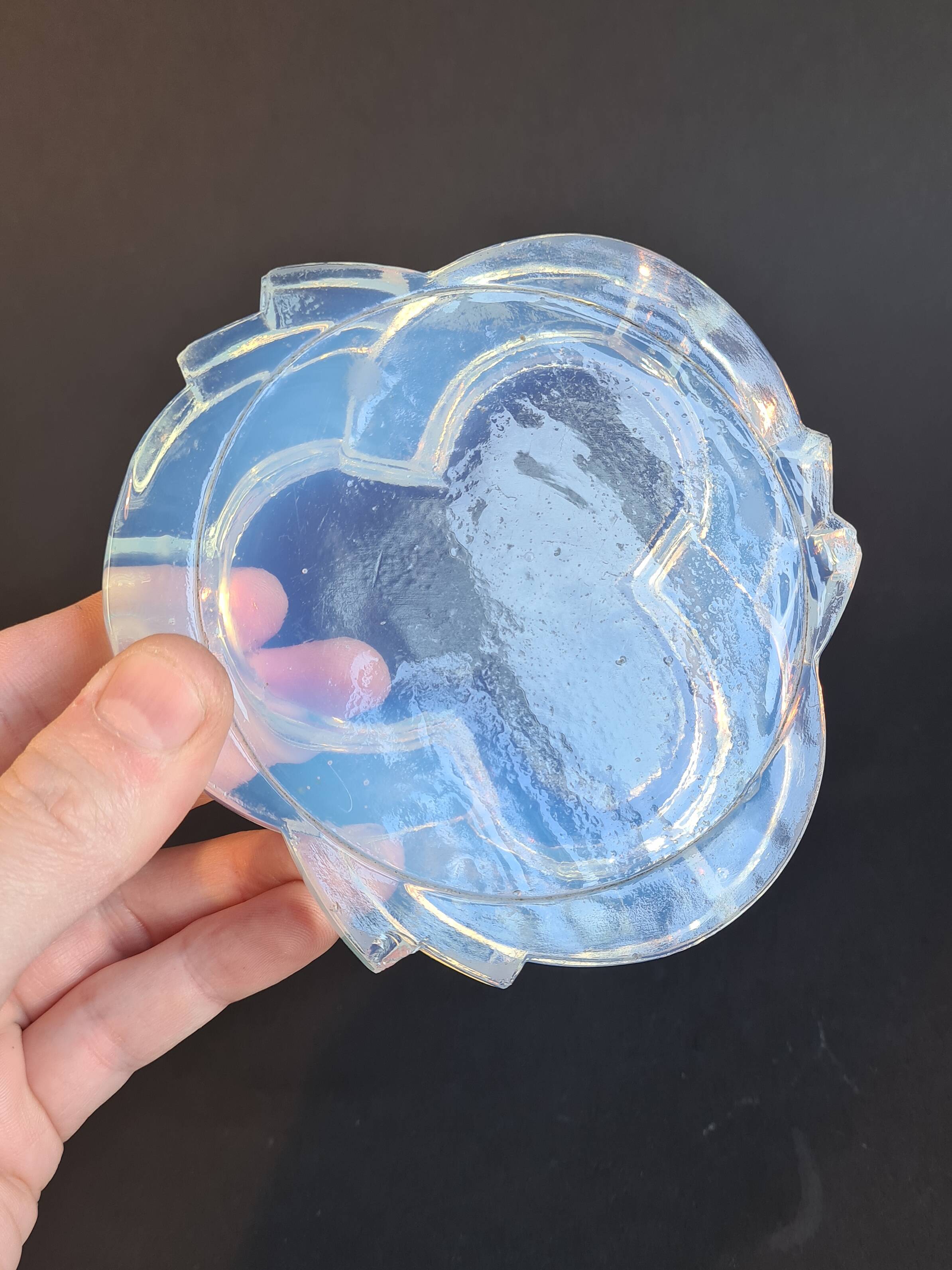 Ashtray, "Sabino" pocket emptier in opalescent glass - Noisy le Sec - 1920