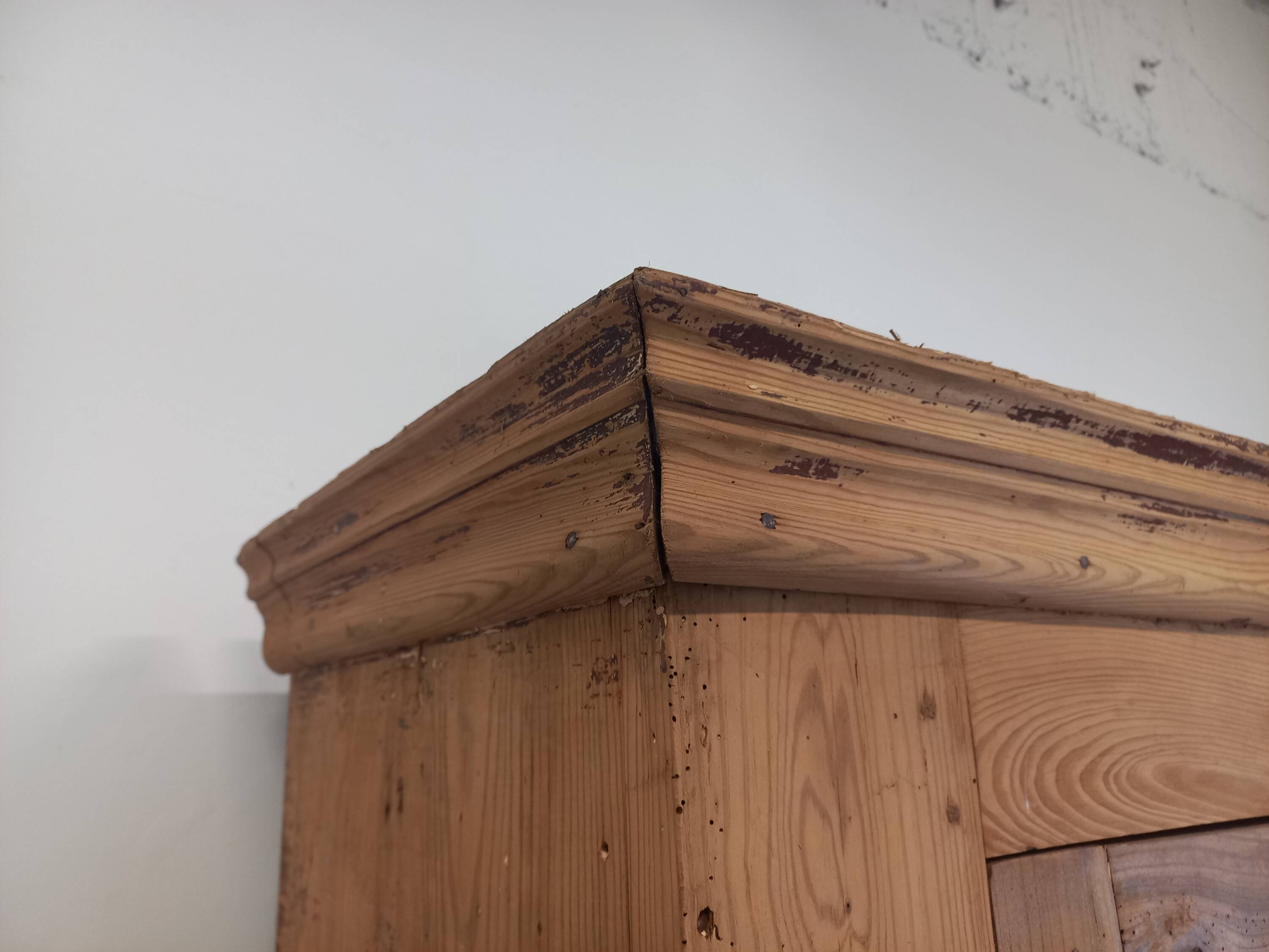 Parisian fir wardrobe