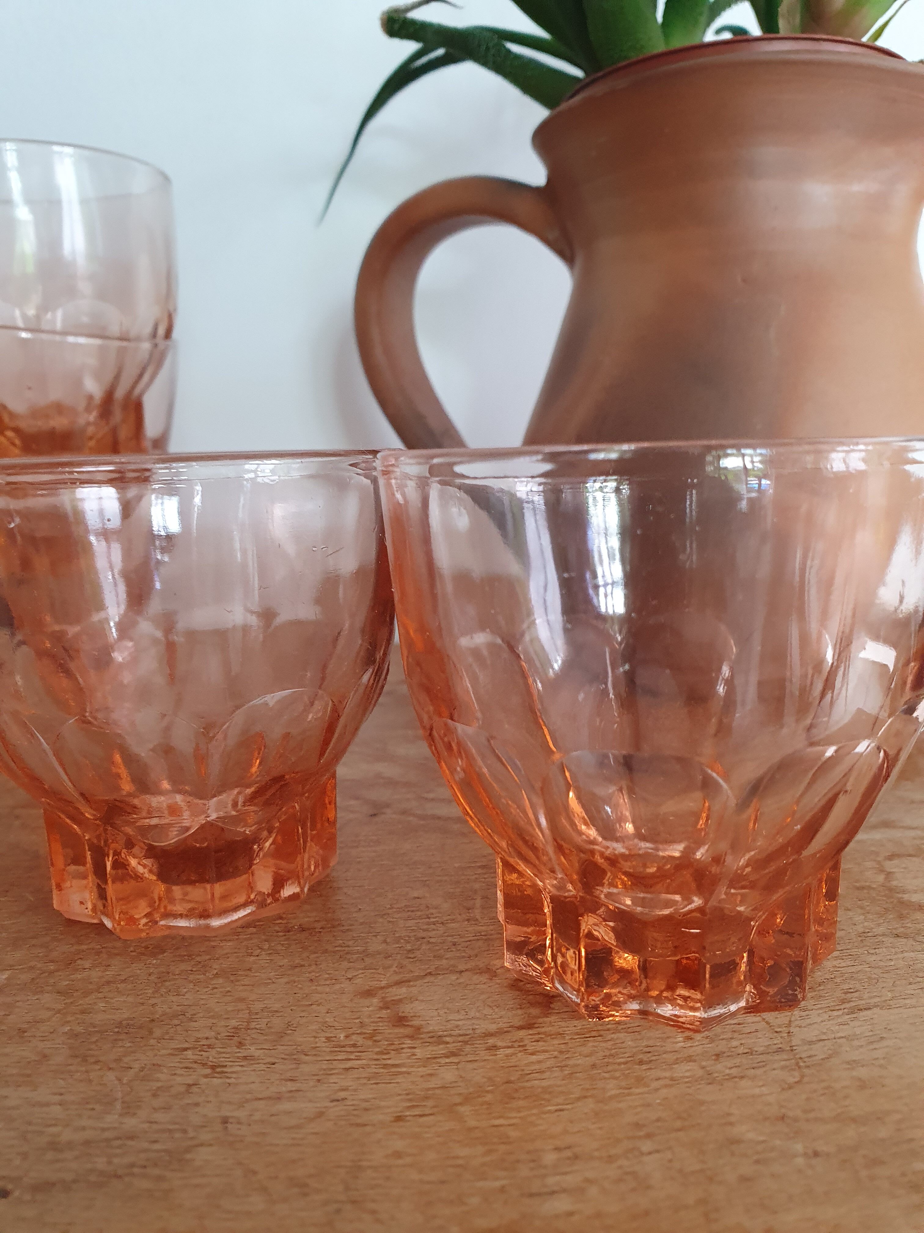 5 pink glasses