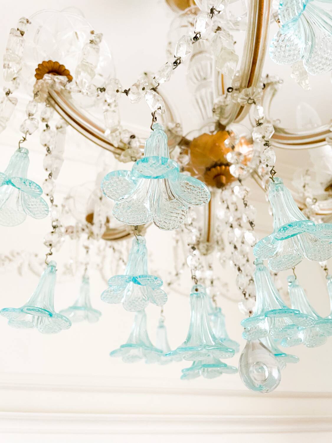 Lustre Marie-Thérèse en cristal et verre de Murano bleu