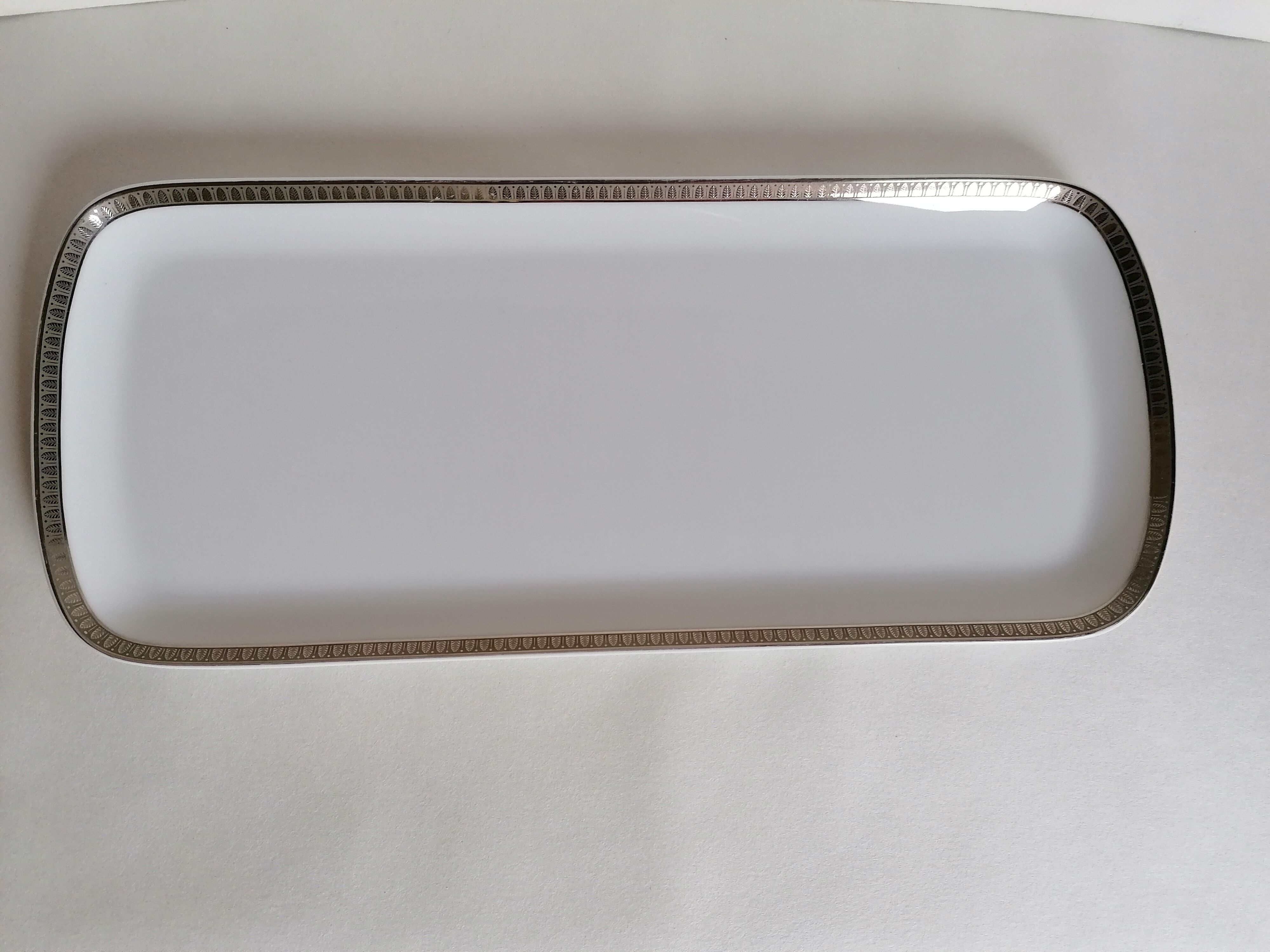 Christofle Malmaison cake dish