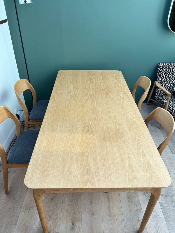 Table de repas Red Edition modèle fifty