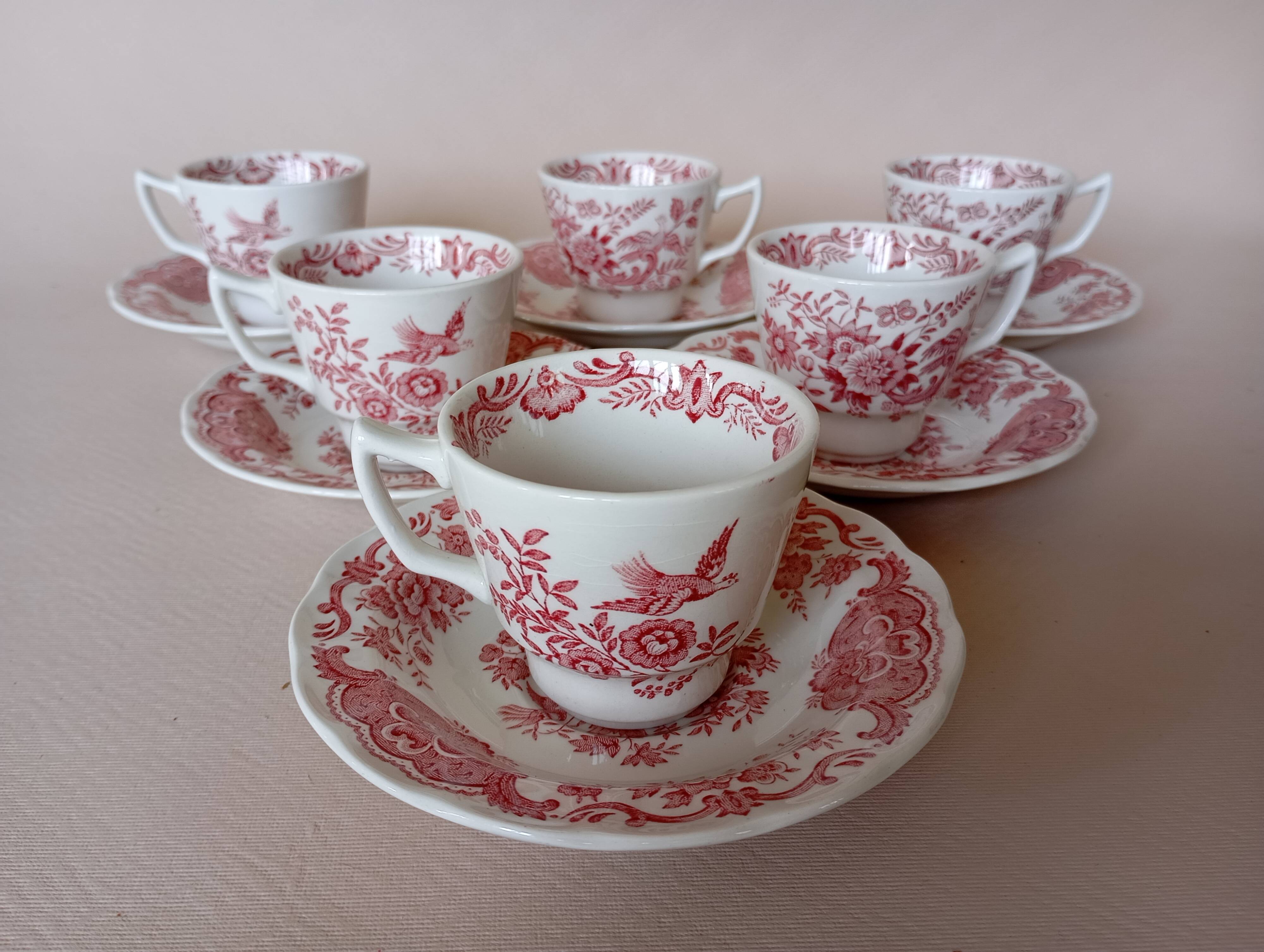 English mocha cups "Windsor" pink Ridgway (Staffordshire)