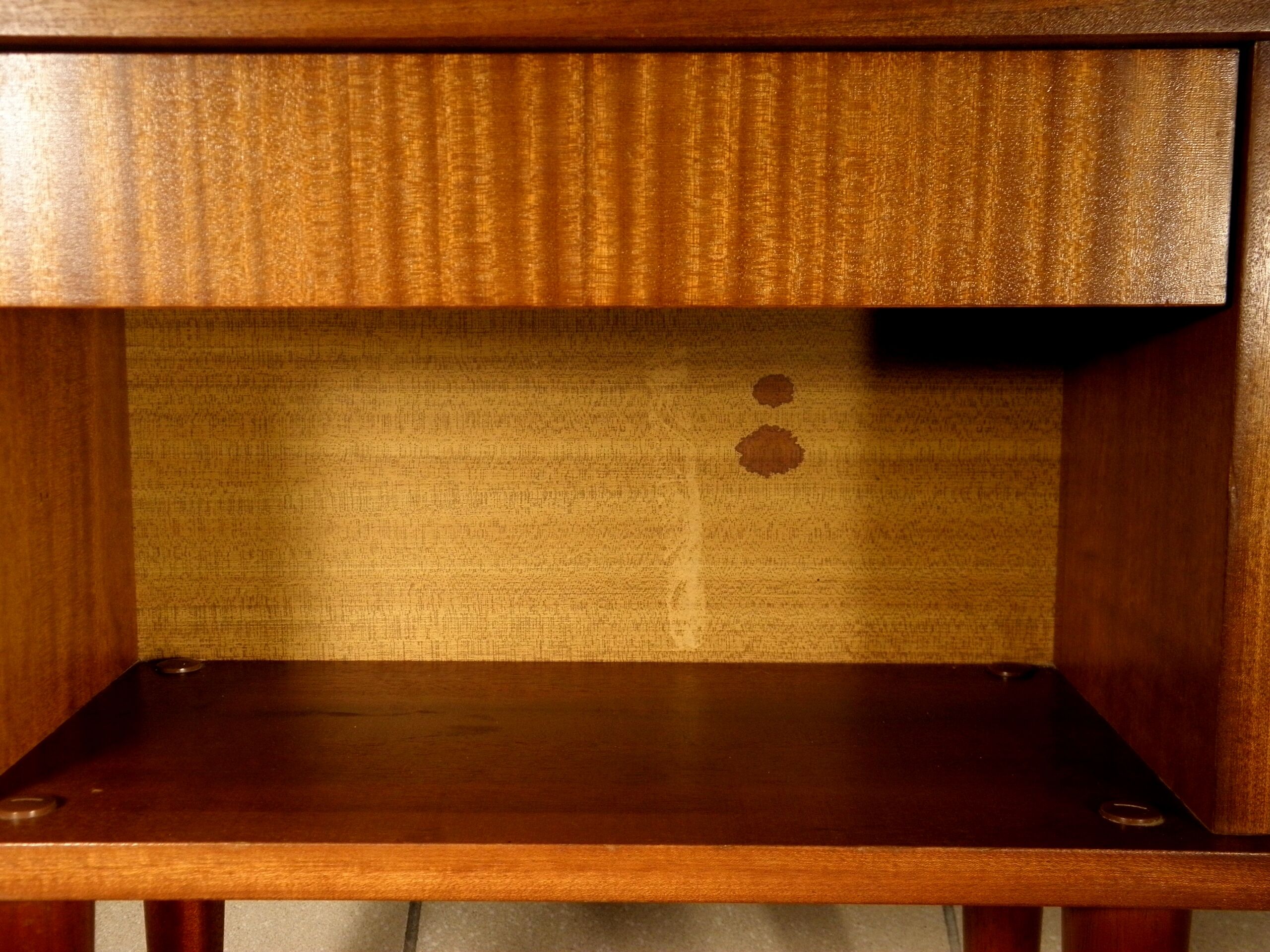 Bedside feet spindles years 60-70