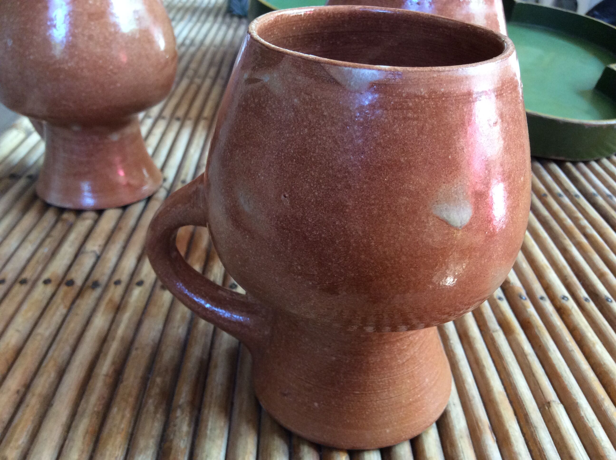 Series of 3 cups in sandstone