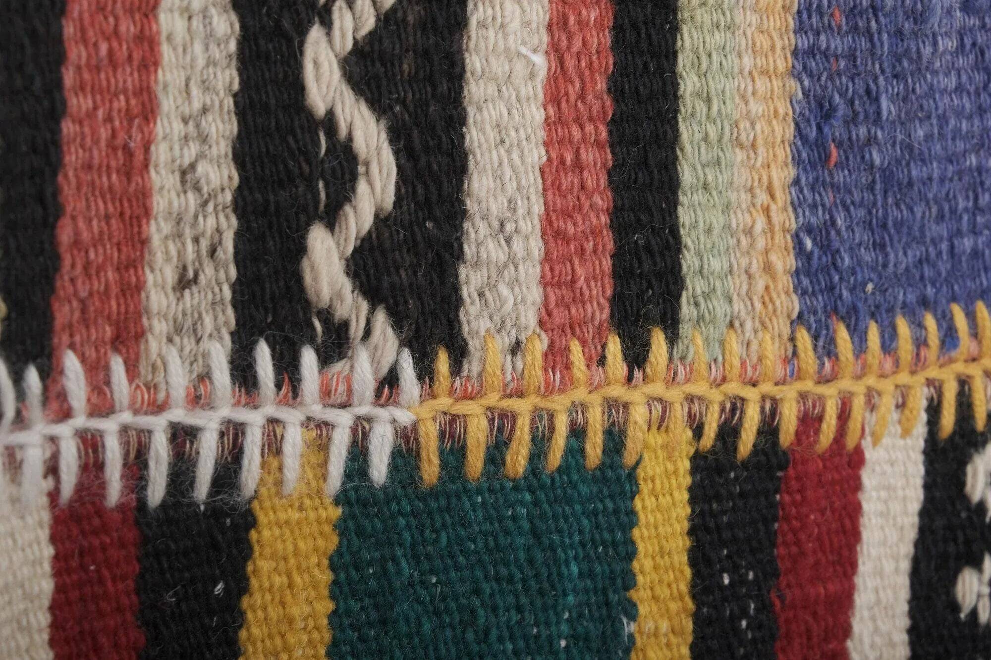 Vintage Turkish kilim handwoven 226x326 cm