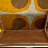 Table en bois blanc