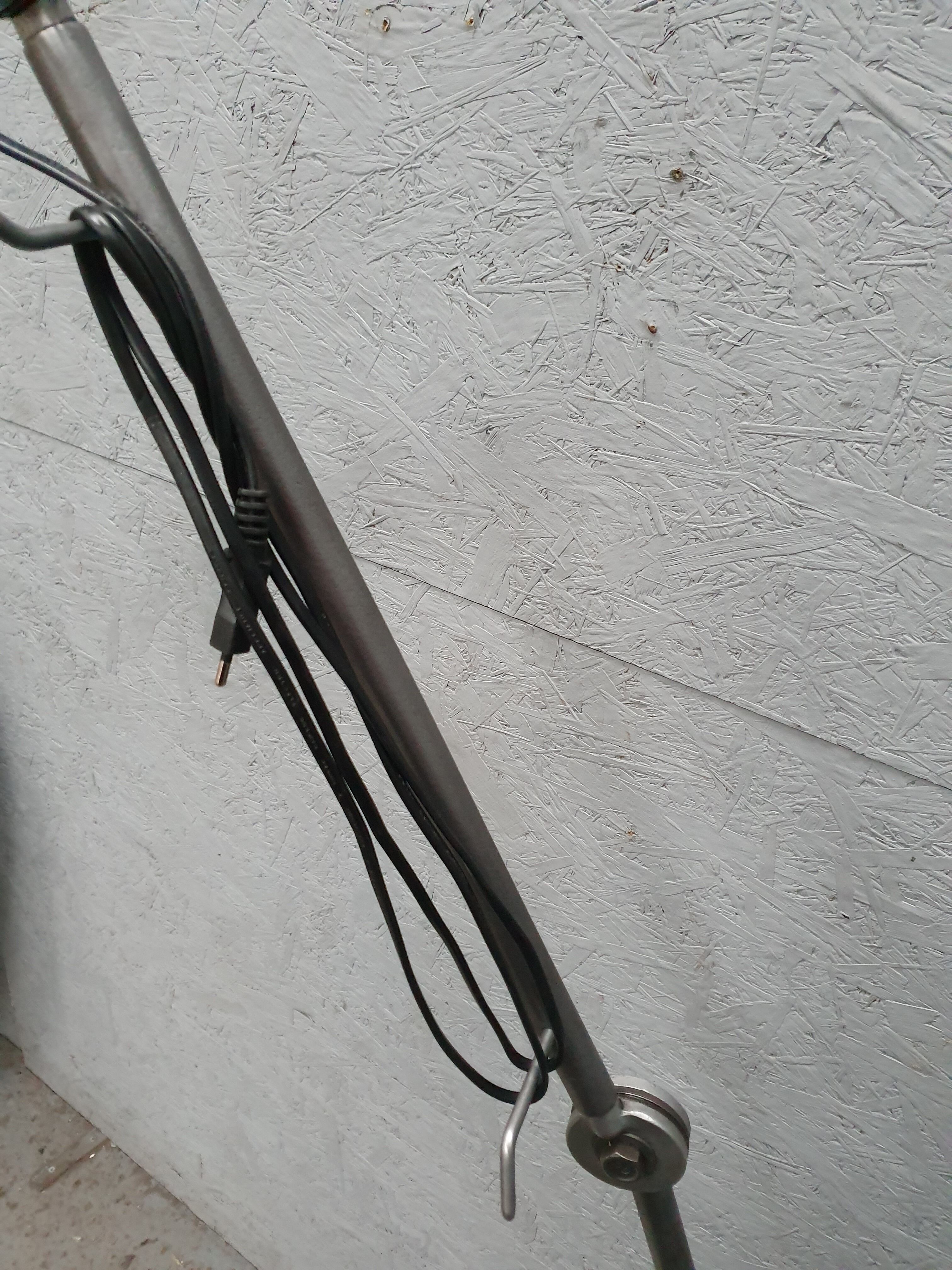 Devil lamp industrial body lamp four folding arms