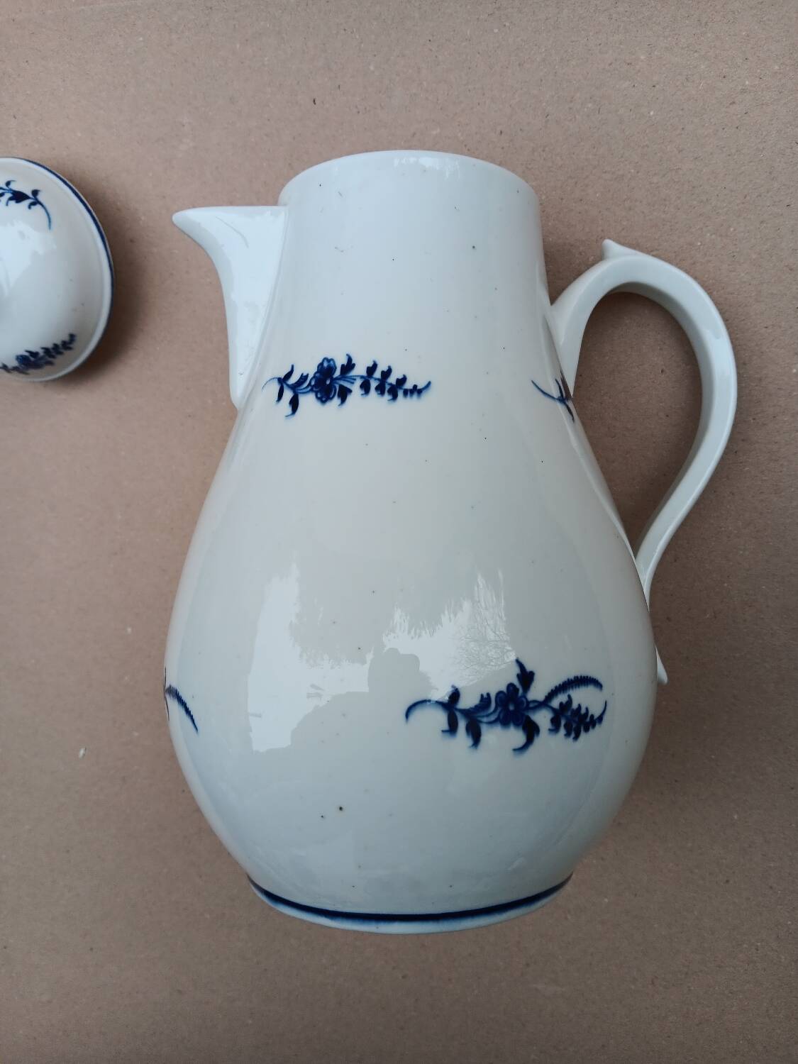 Porcelain coffee pot