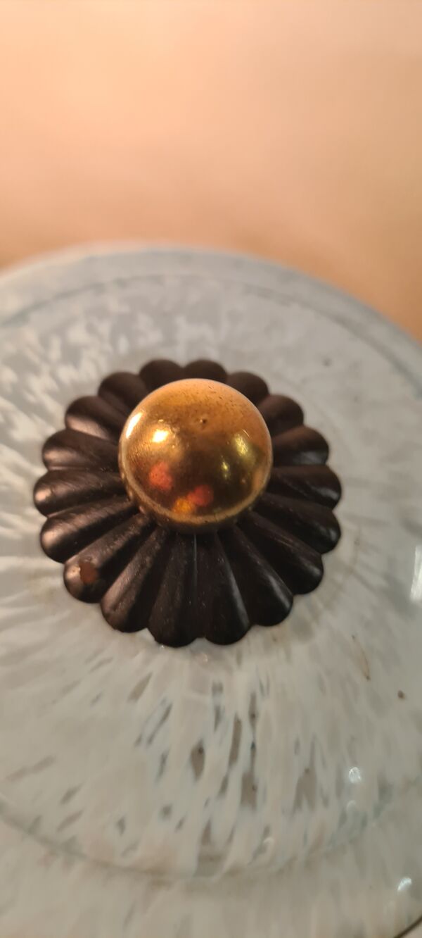 Lampe fer forgé  boule bleu en opaline clichy moucheté de blanc 35x14