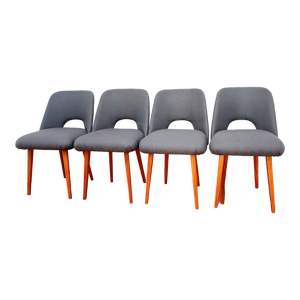 ensemble de quatre chaises