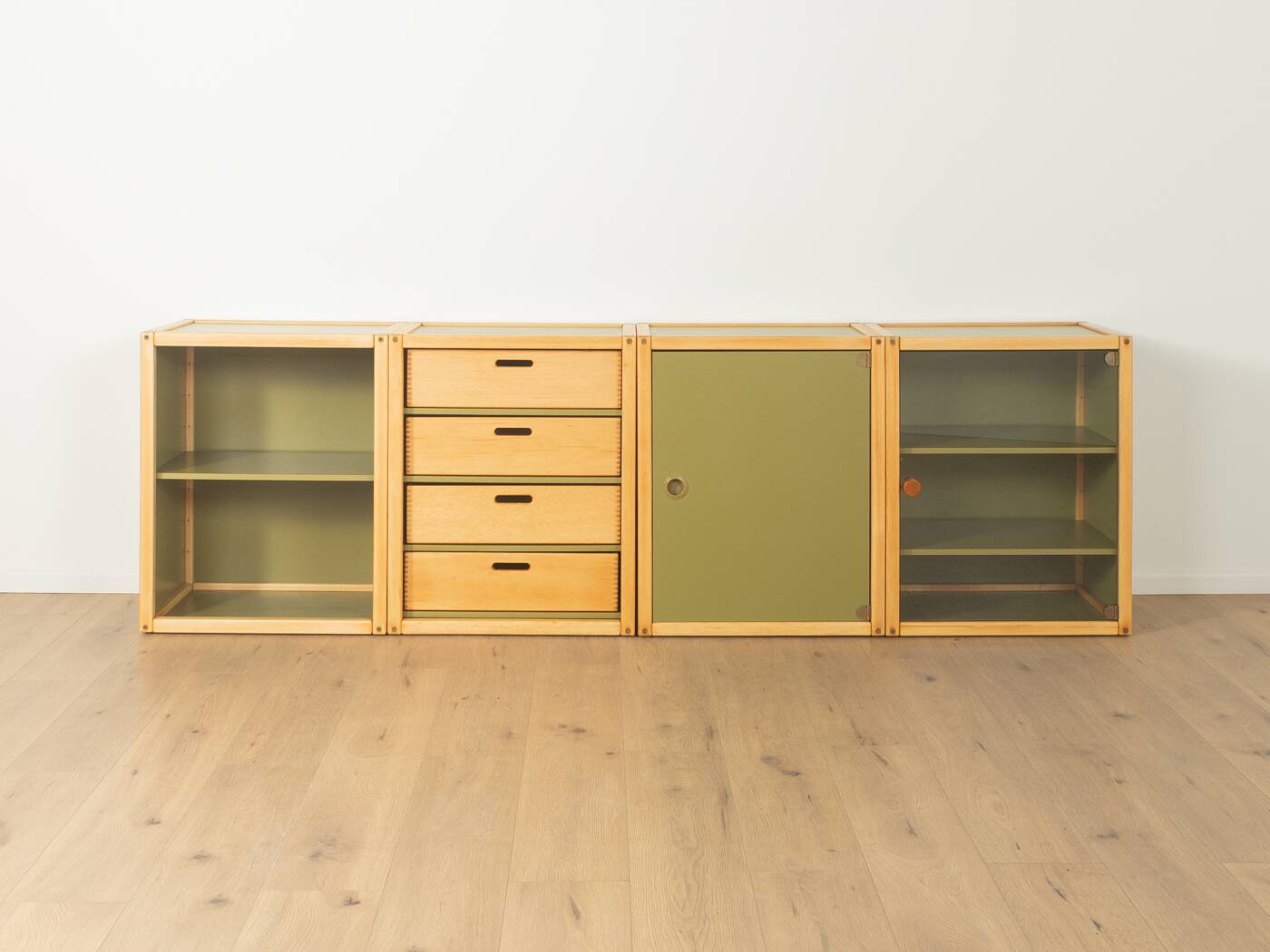 Modular four-piece profile system by Flötotto