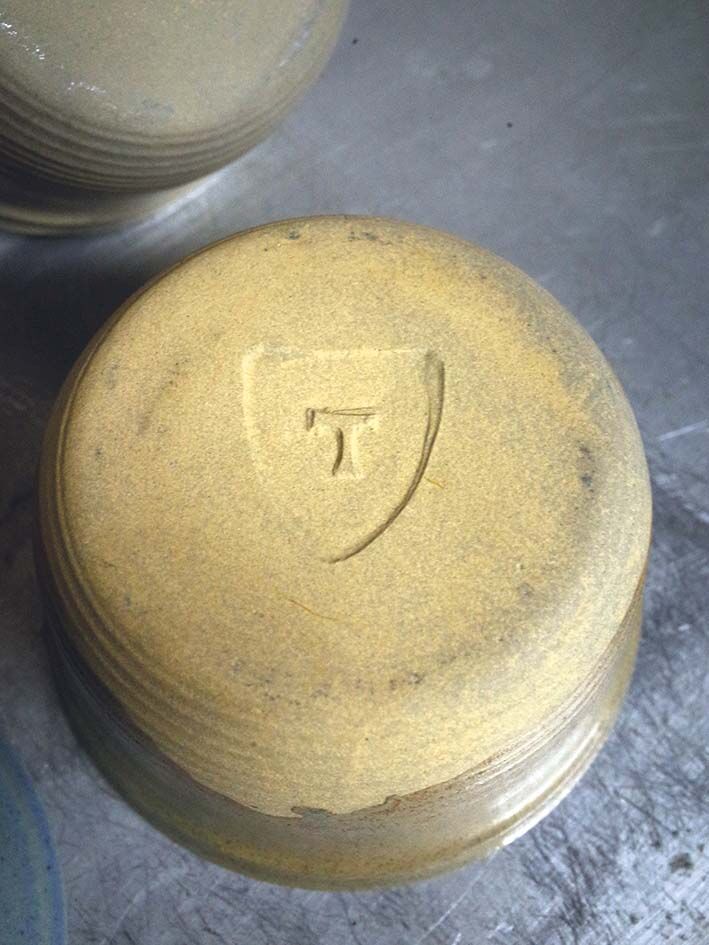 Set of 4 ramekins in semi-glazed sandstone, signed