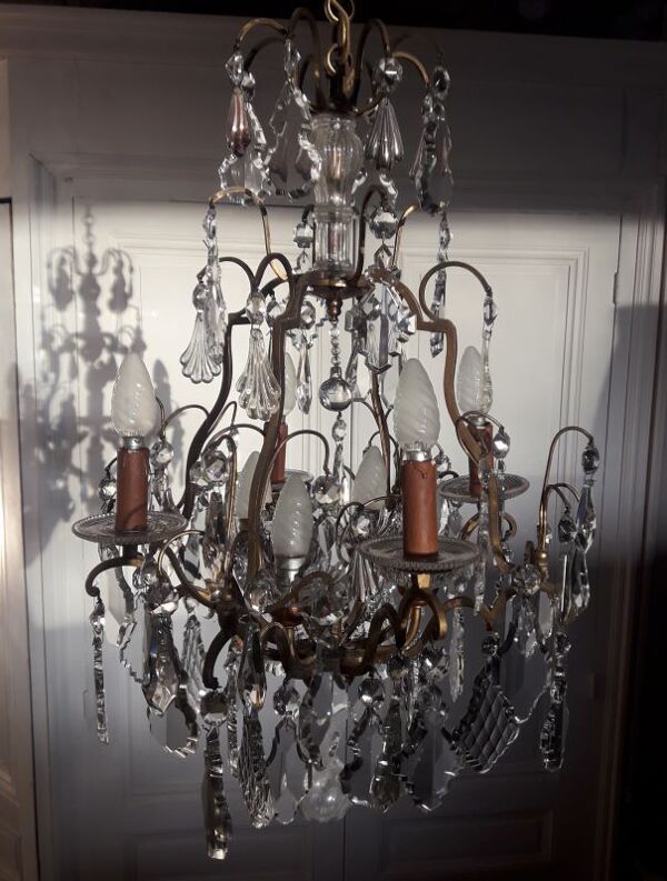 Lustre cage bronze et cristal Baccarat de style Louis XV