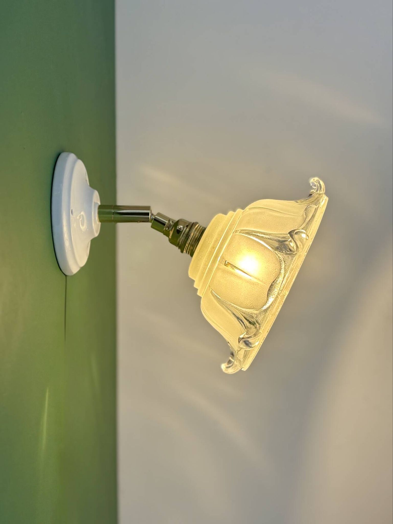 Vintage frosted glass lampshade wall light