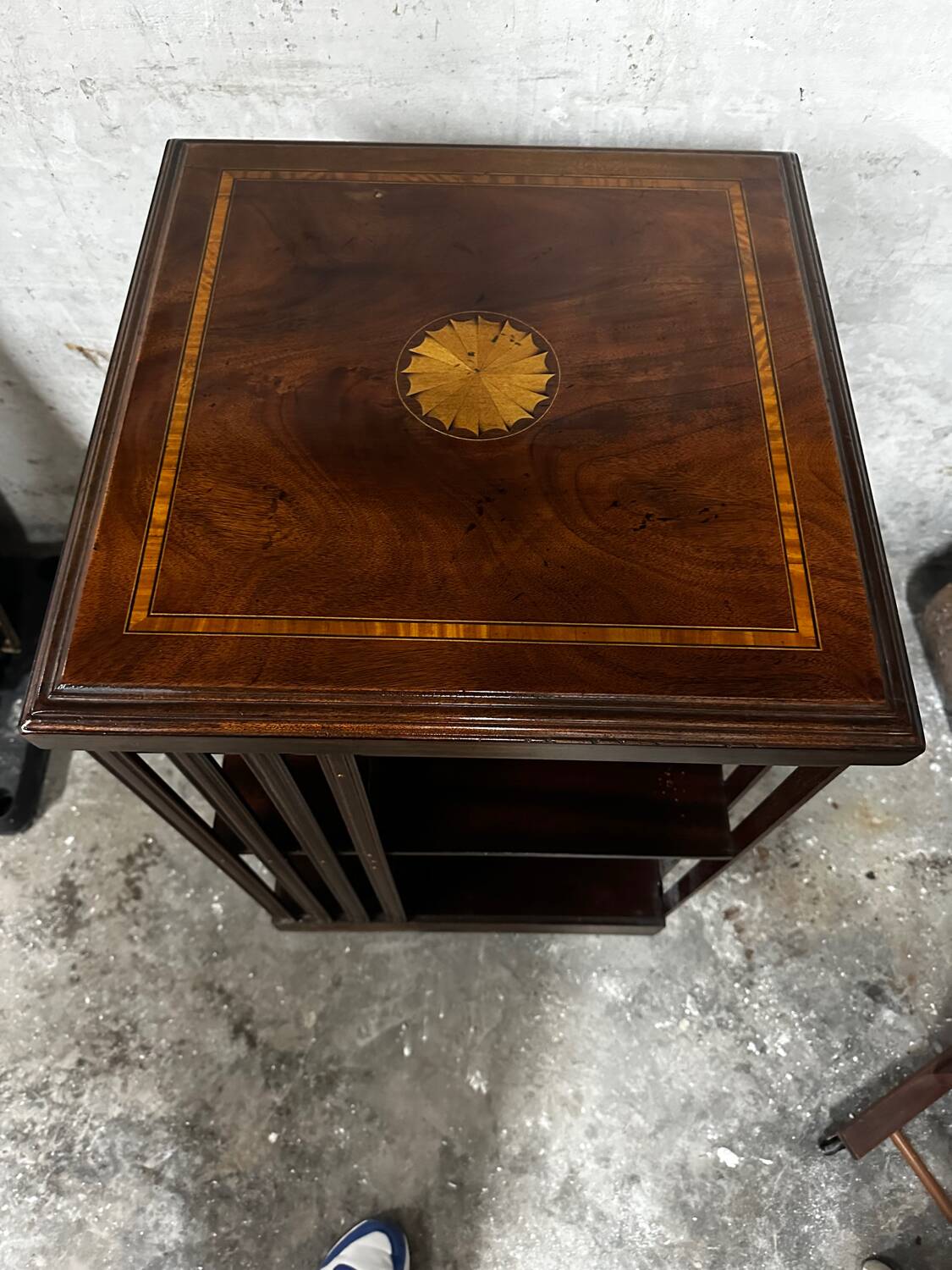 Revolving bookcase in mahogany and marquetry - art deco