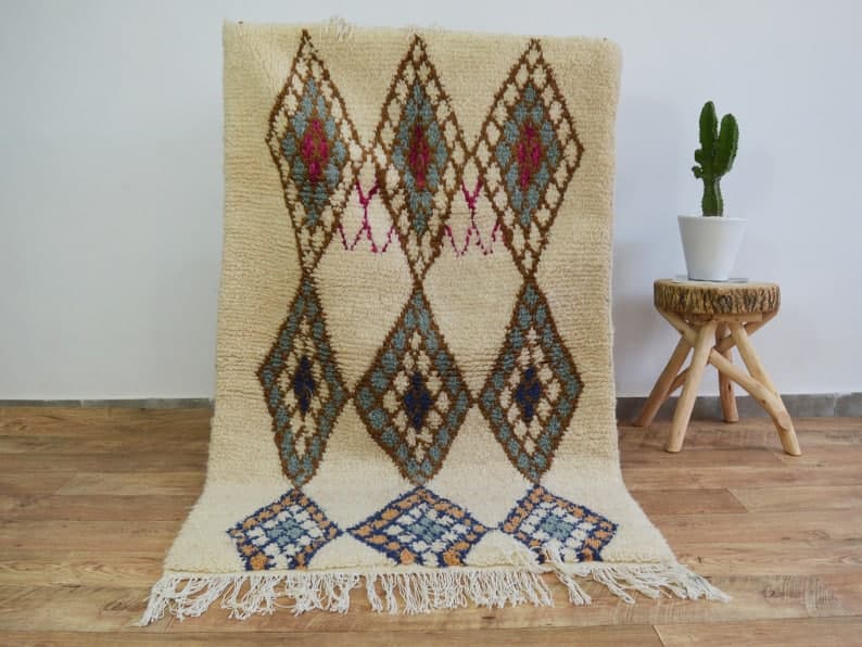 Moroccan carpet 163x100cm