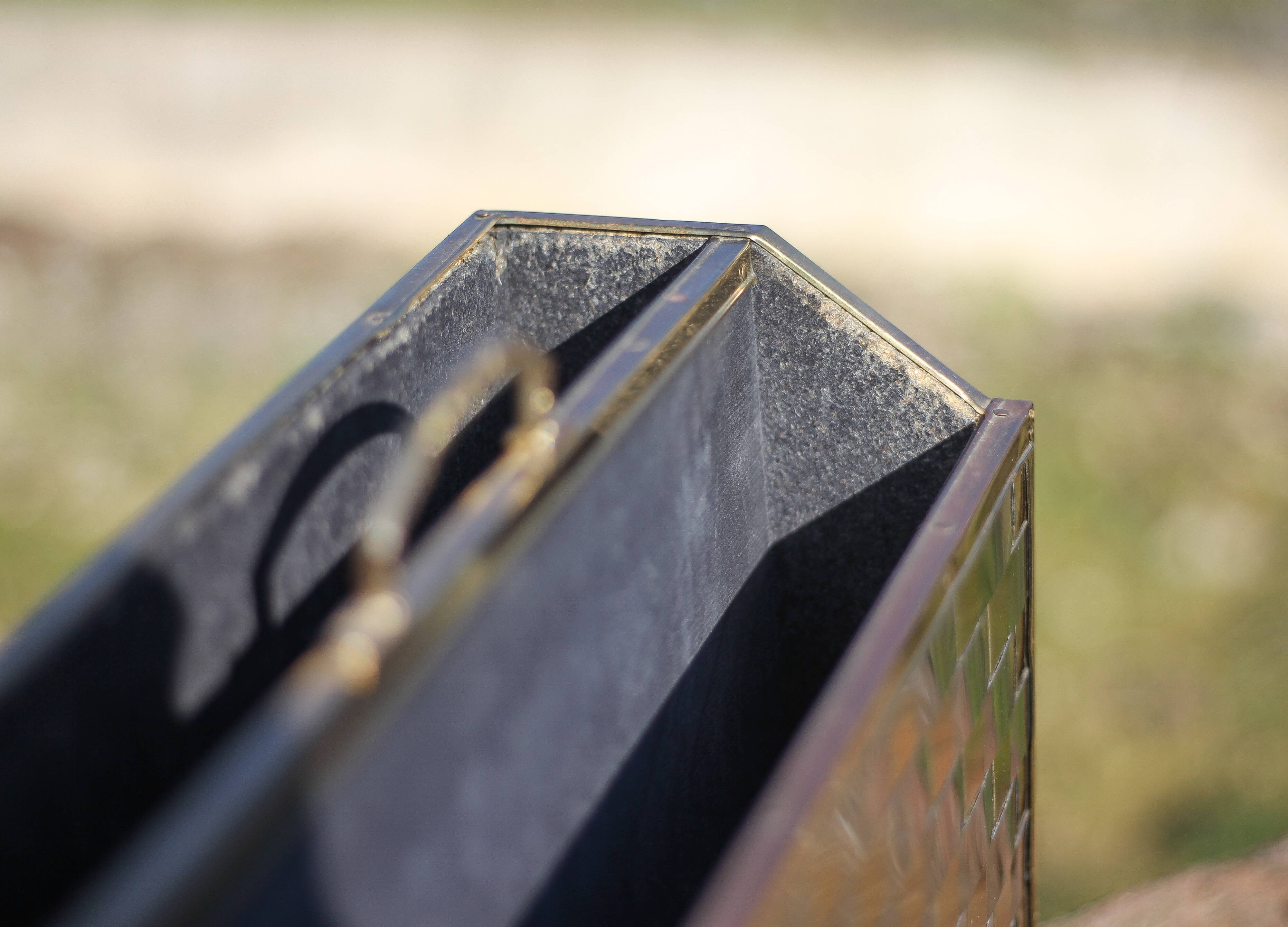 Vintage magazine rack, two-tone woven brass magazine rack, book storage