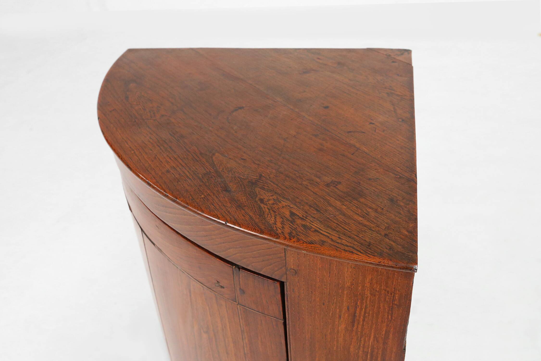 Meuble d'angle antique français avec façade en bois, ca. 1850