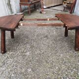 Table ronde brutaliste