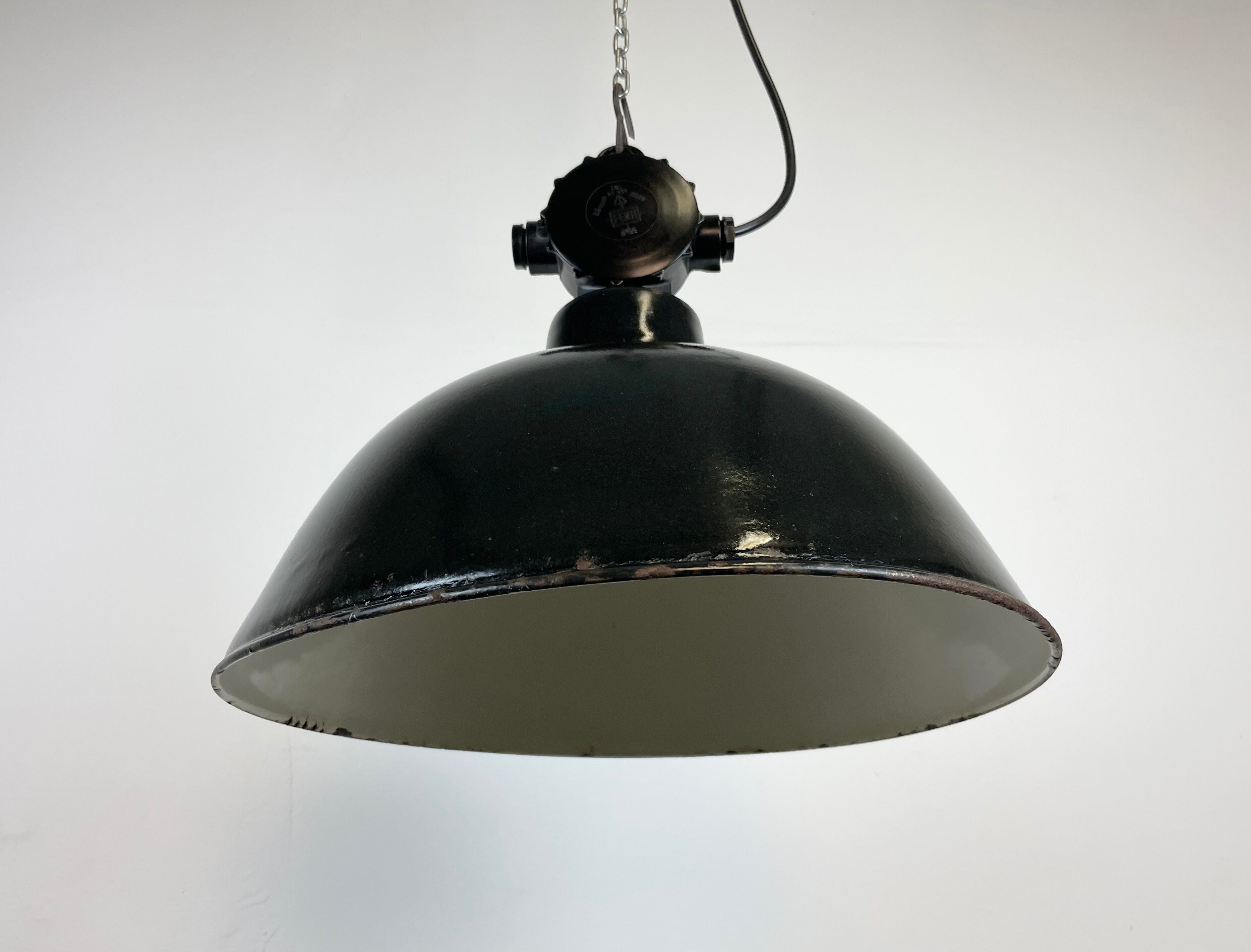East German Enamel Factory Light By Lbd Veb Leuchtenbau Dresden, 1950s