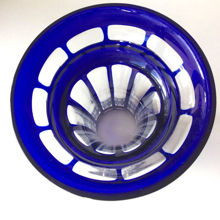 Signed Baccarat crystal overlay vase, 1940s