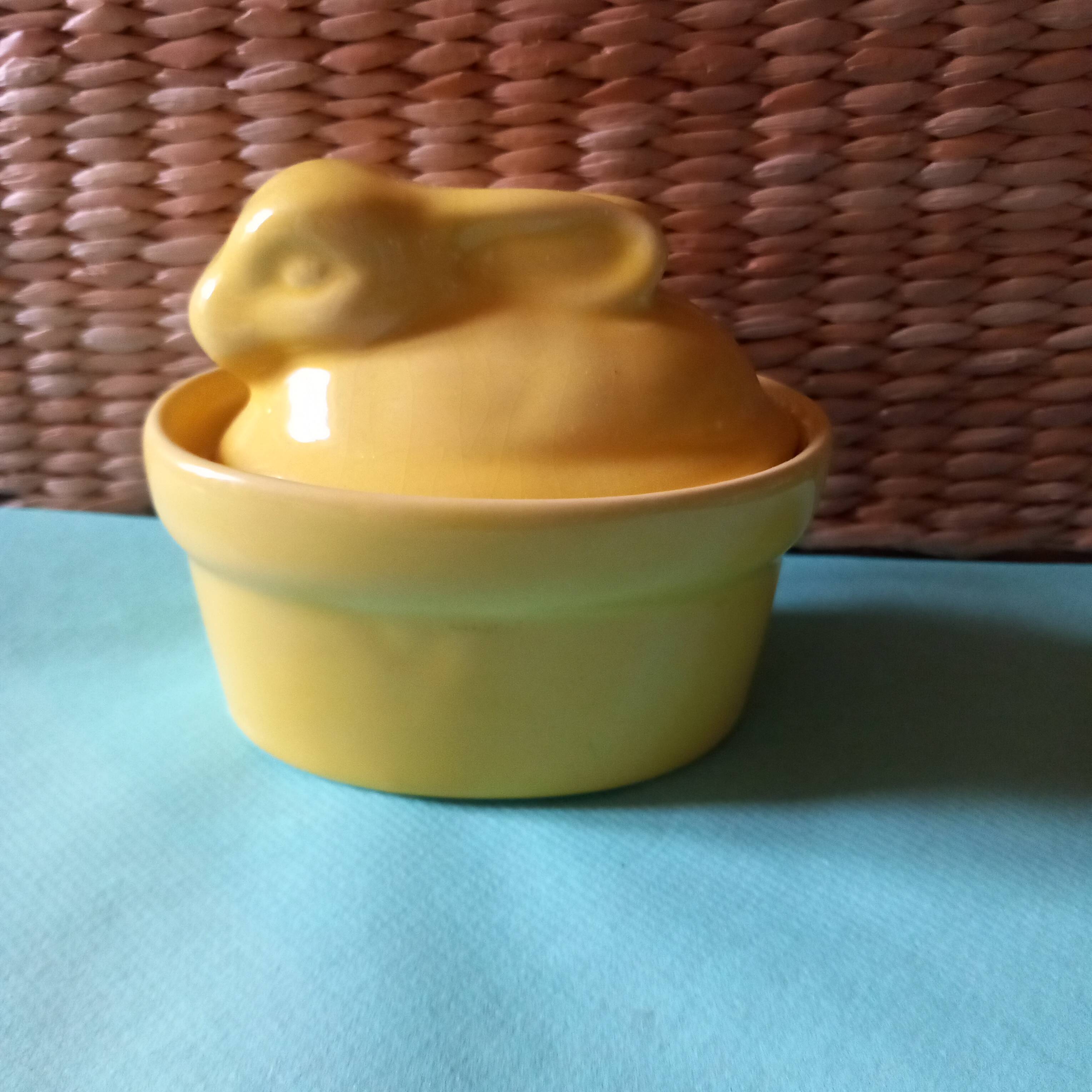 Box or mini terrine in the shape of a rabbit