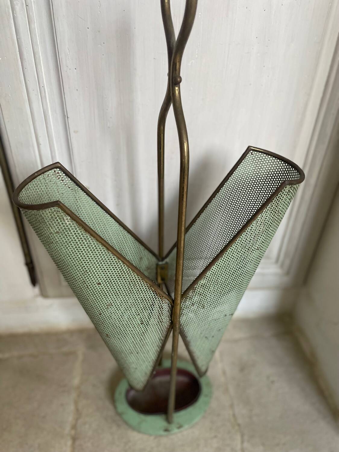 Porte-parapluie style Mathieu Matégot, 1950