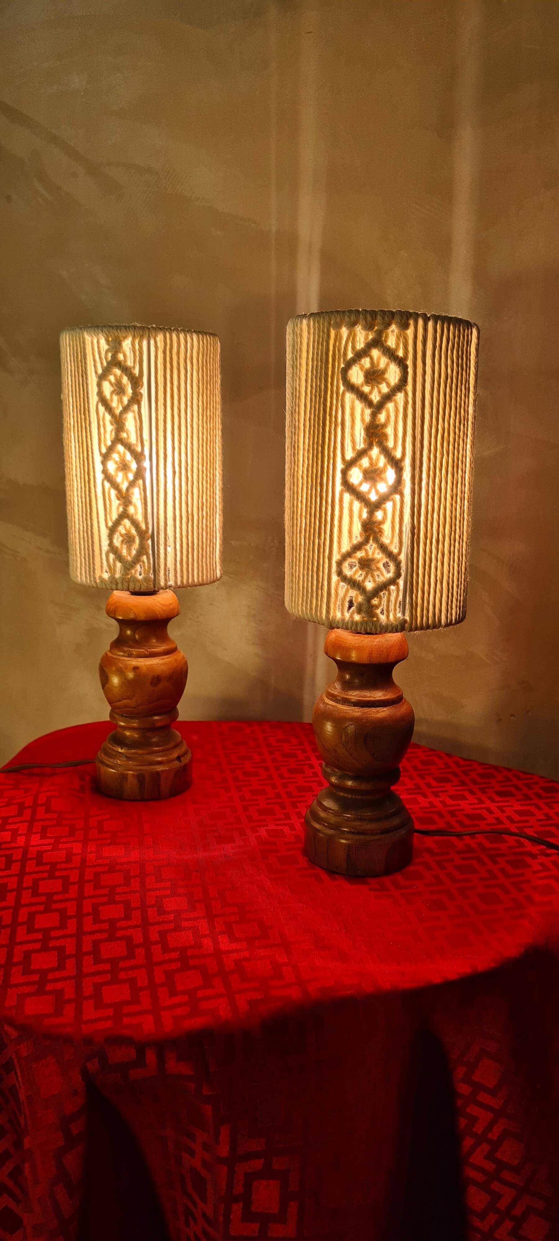Pair of vintage lamps in woven cotton wood, scandinavian style, 31x11 cm