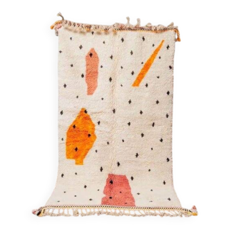 Traditional handmade Beni Ouraine rug, size 150 x 250 cm