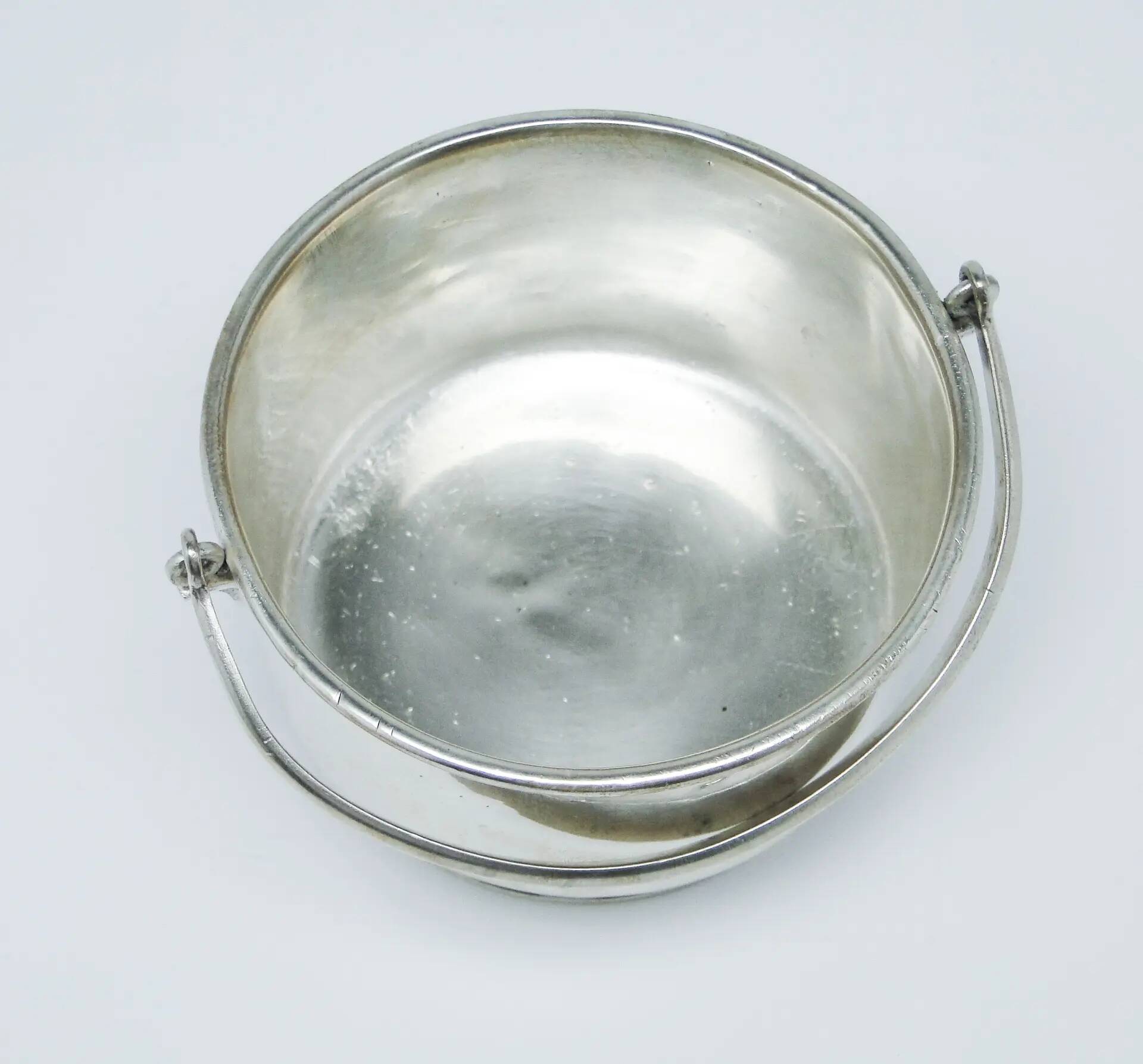 Corbeille industrielle à sucre, en laiton argenté, Pologne, 19e siècle