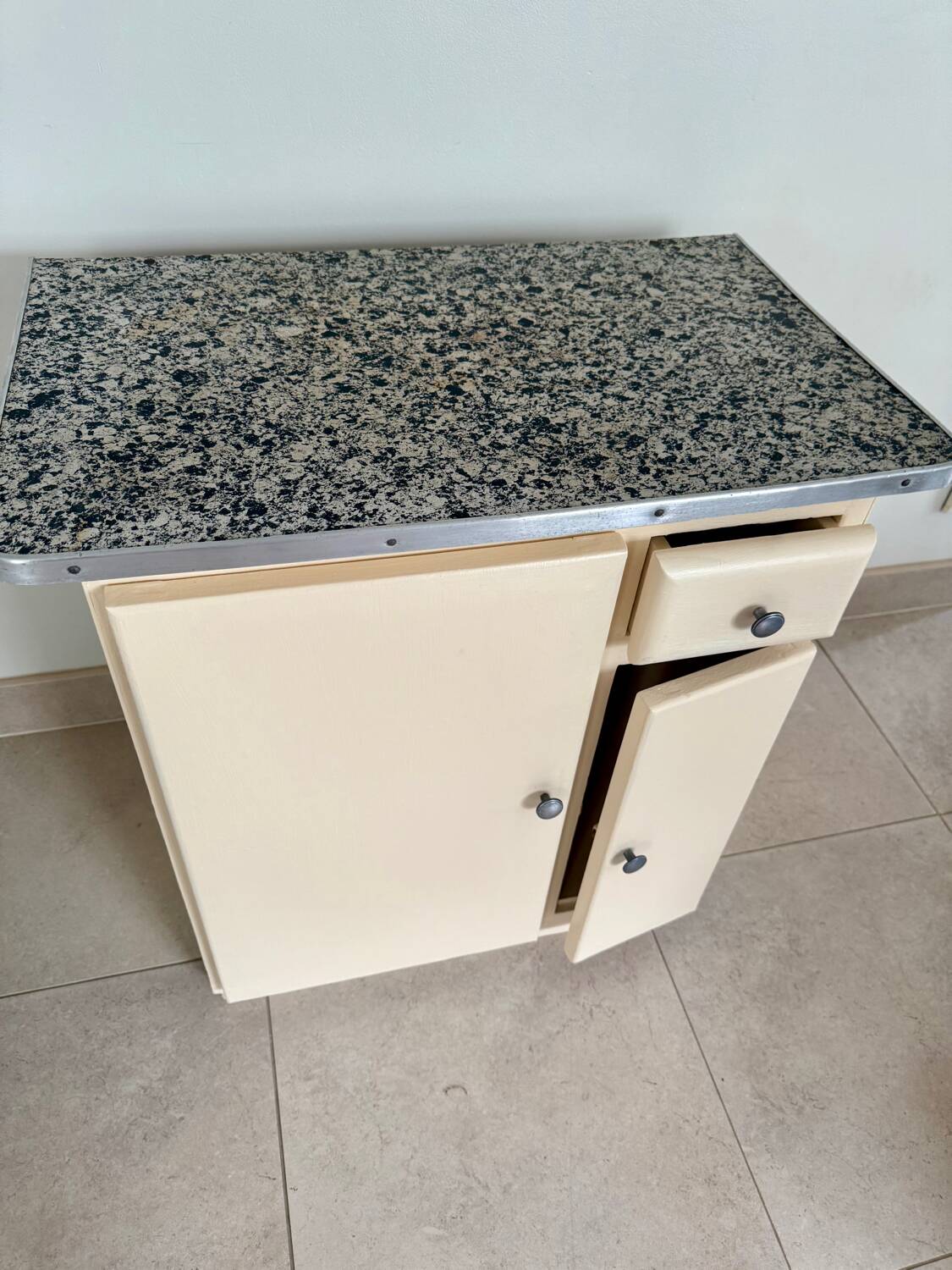 Small 50s kitchen sideboard, vintage kitchen furniture.