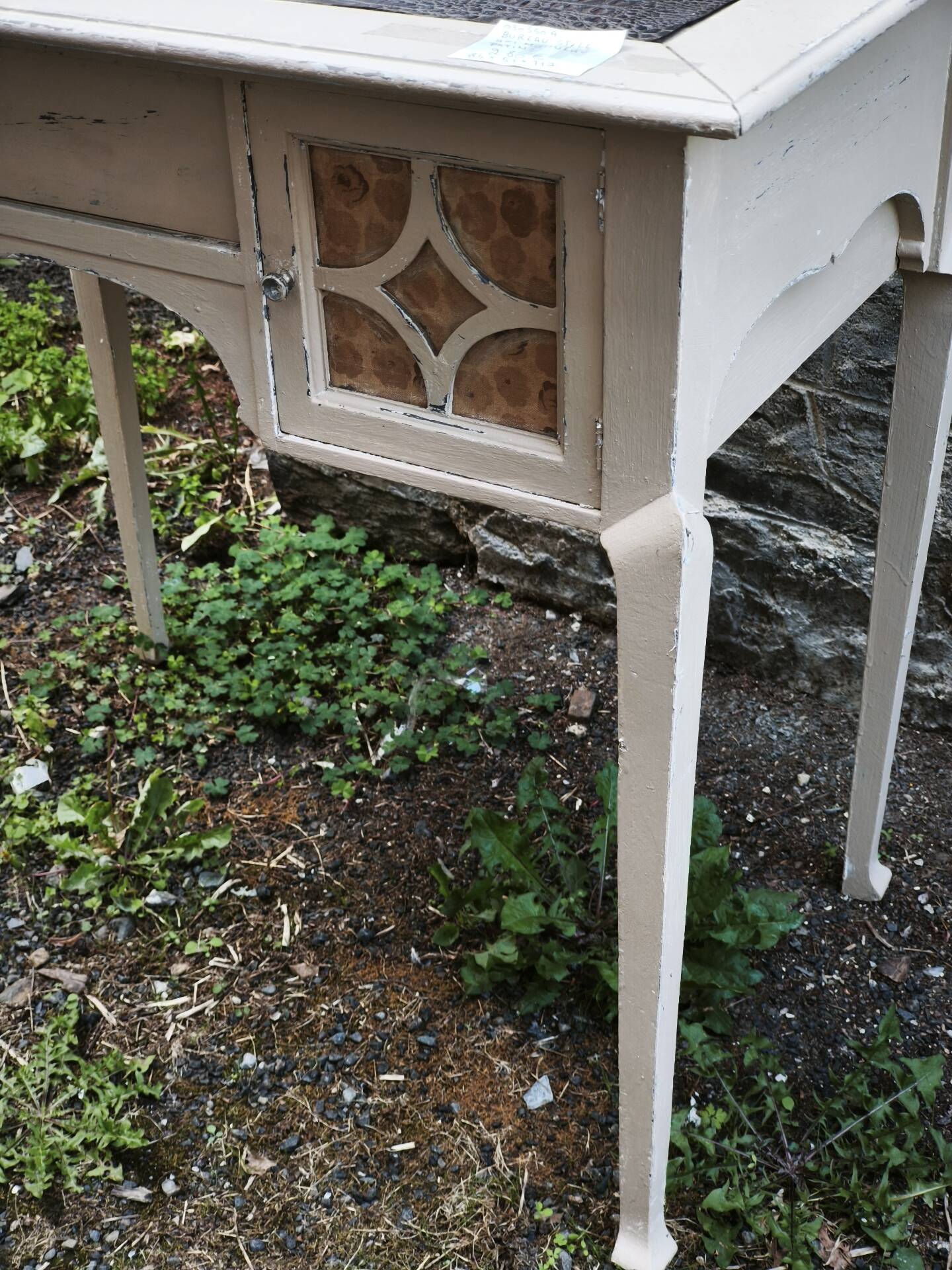 Graduated desk