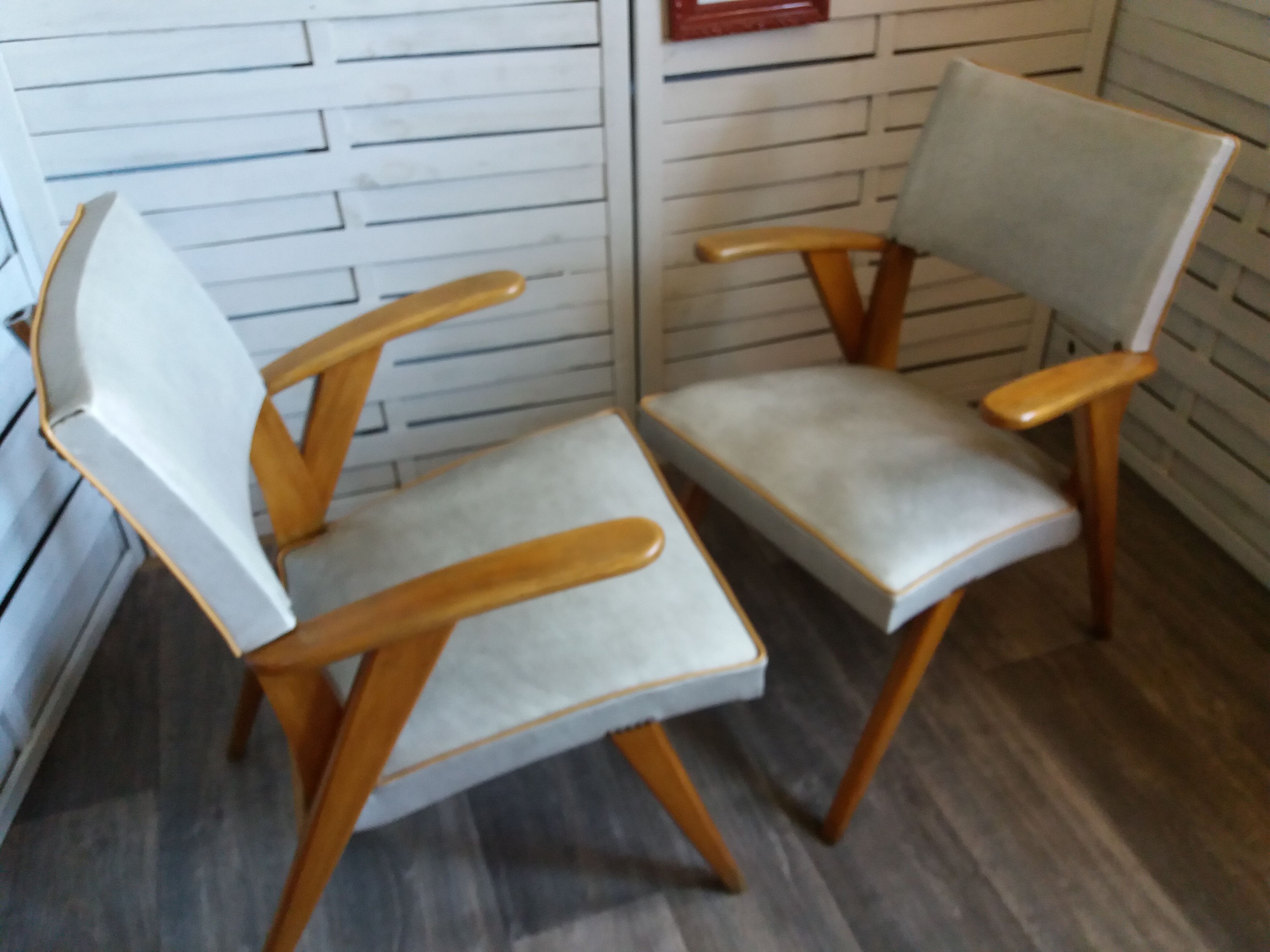 Pair of armchairs feet compass from the years 60