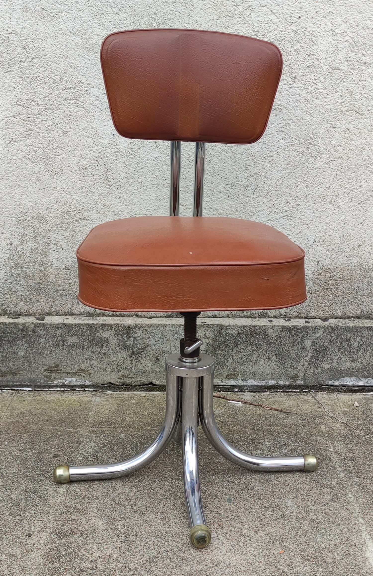 Vintage Chair Flambo Style