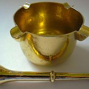 Three "vintage" bronze ashtrays with golden natural patina forming mortars with their drumsticks