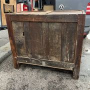 Oak hunting buffet in Louis XIV style, 18th century, with a marble top.