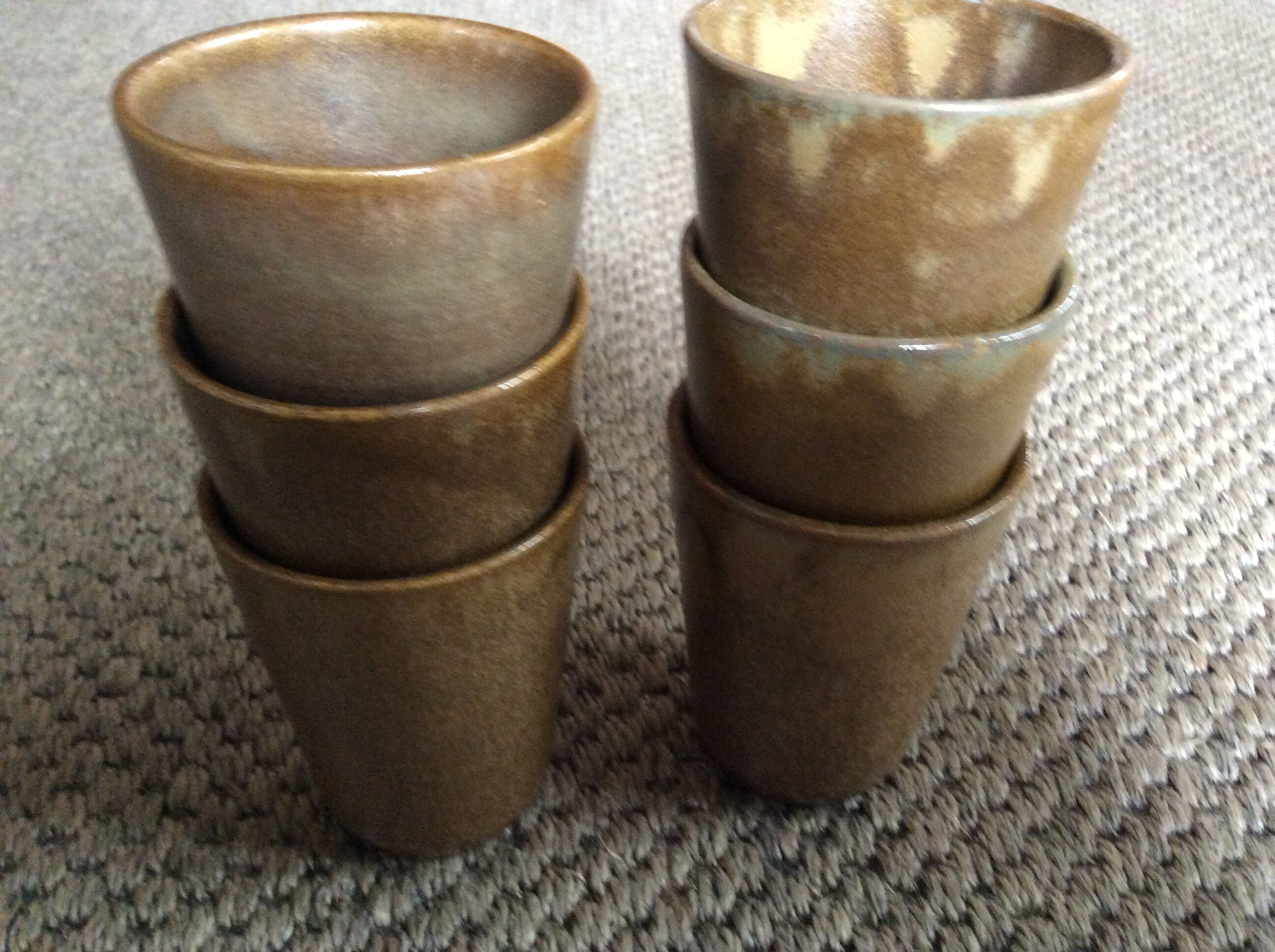 Série de 6 tasses en grès