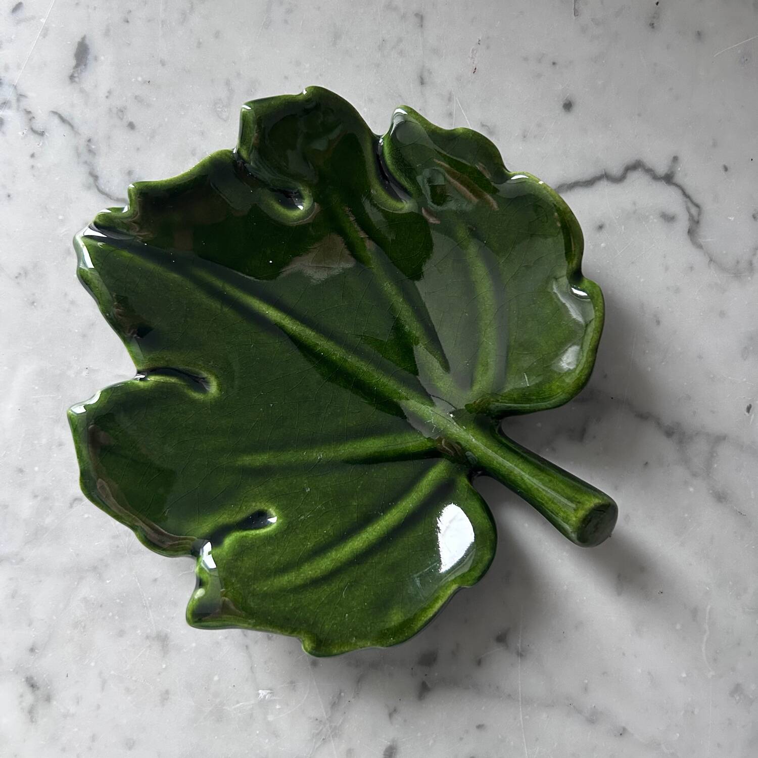 Leaf tray