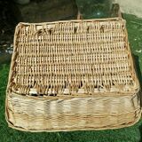 Wicker basket