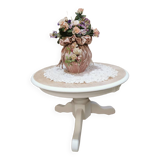 Round coffee table