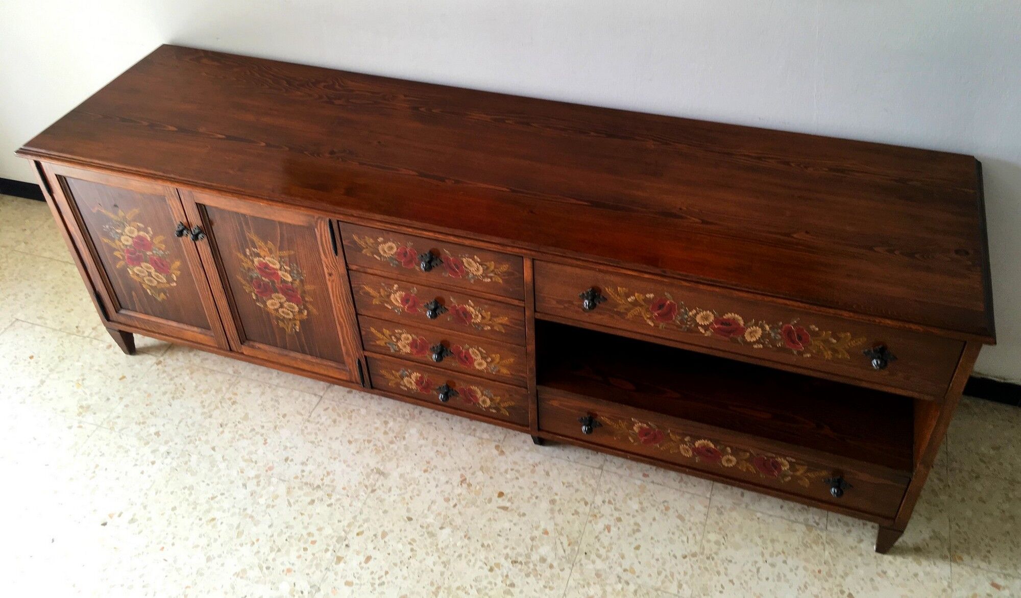 Vintage 50s enfilade