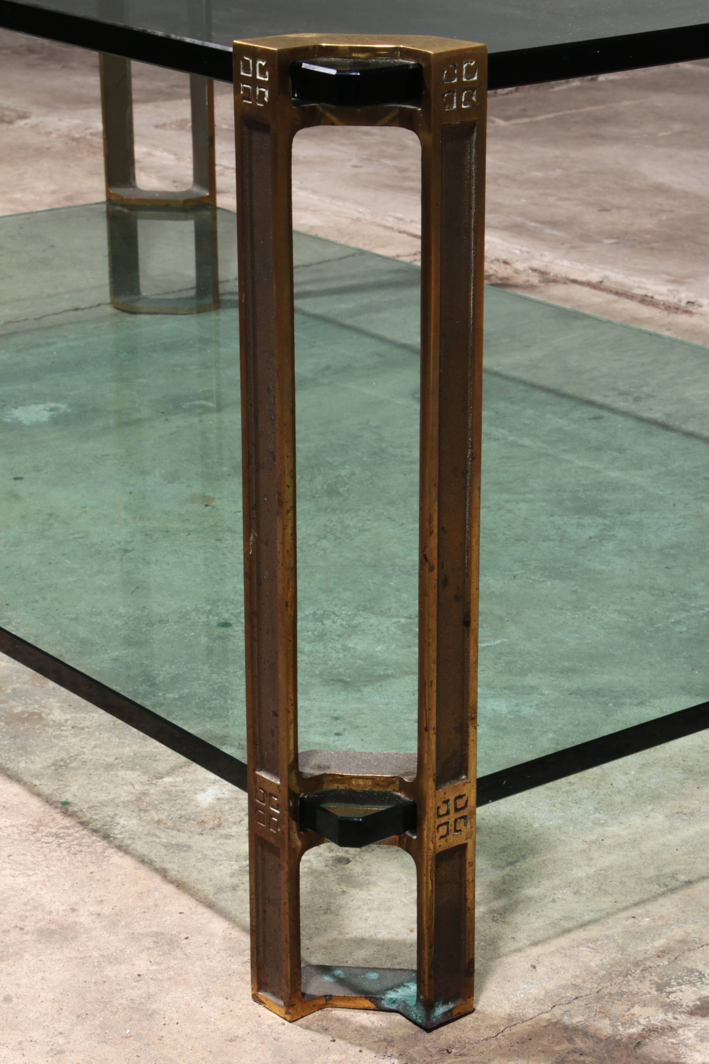 Table basse vintage en verre par Peter Ghyczy, modèle T24