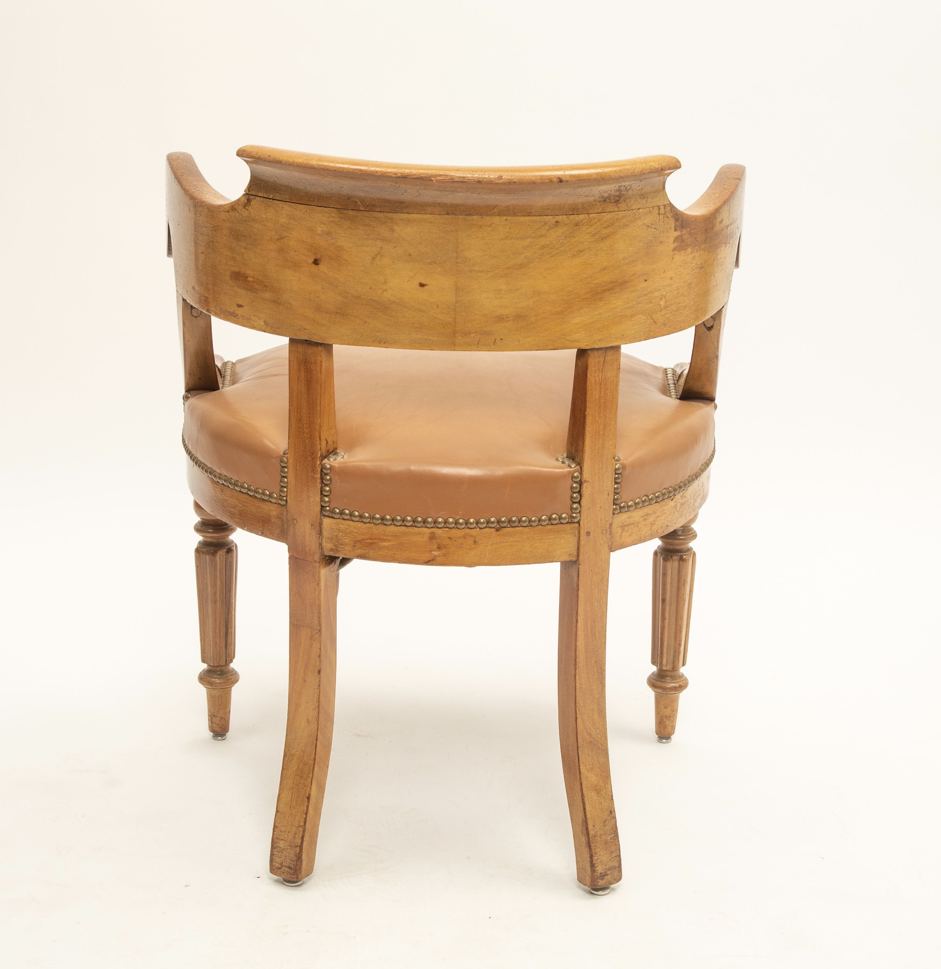 Fauteuil de bureau gondole époque Louis Philippe cuir et bois