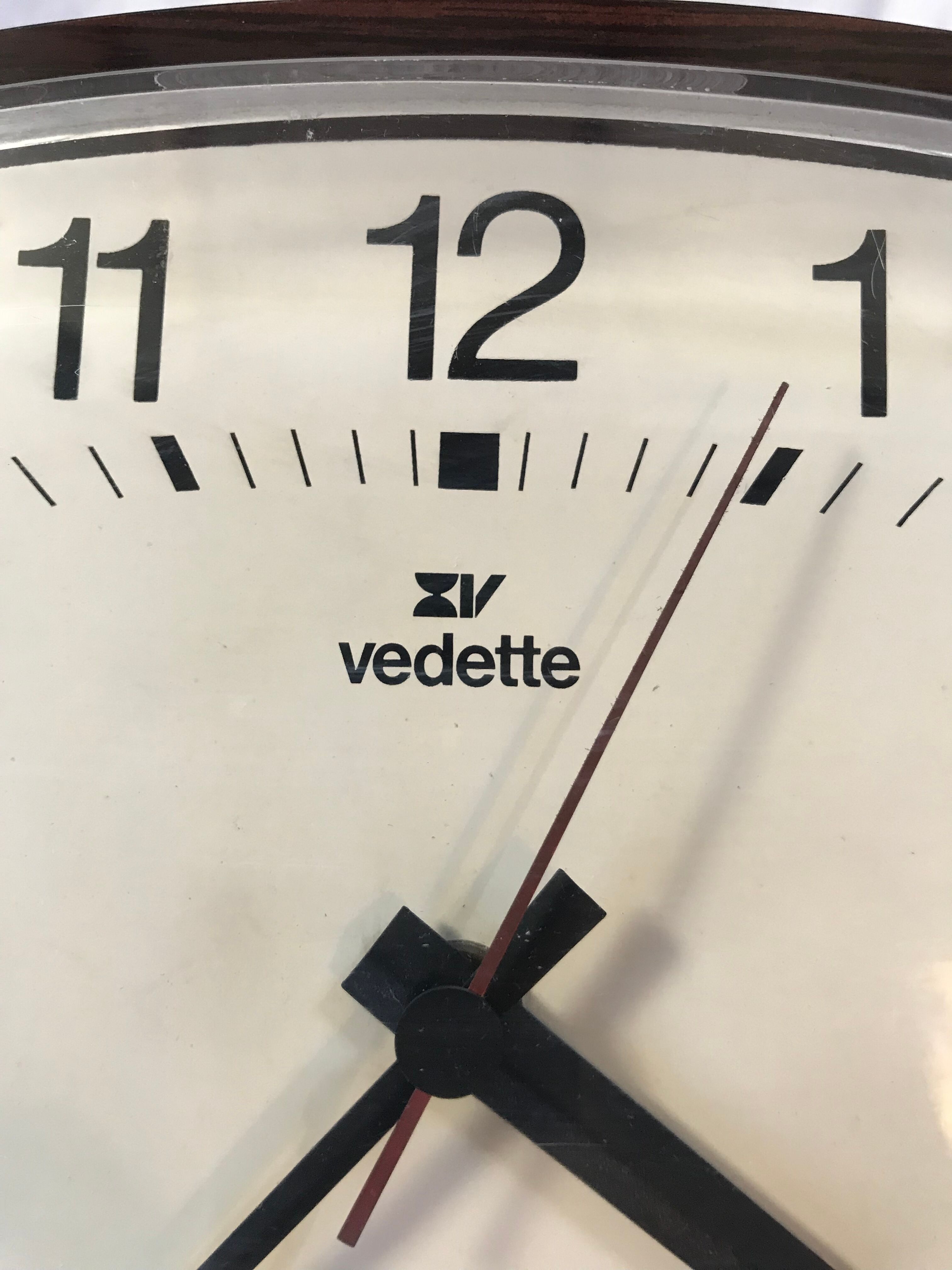 Vintage Formica Wall Clock Featured