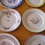 Set of 12 different flat plates