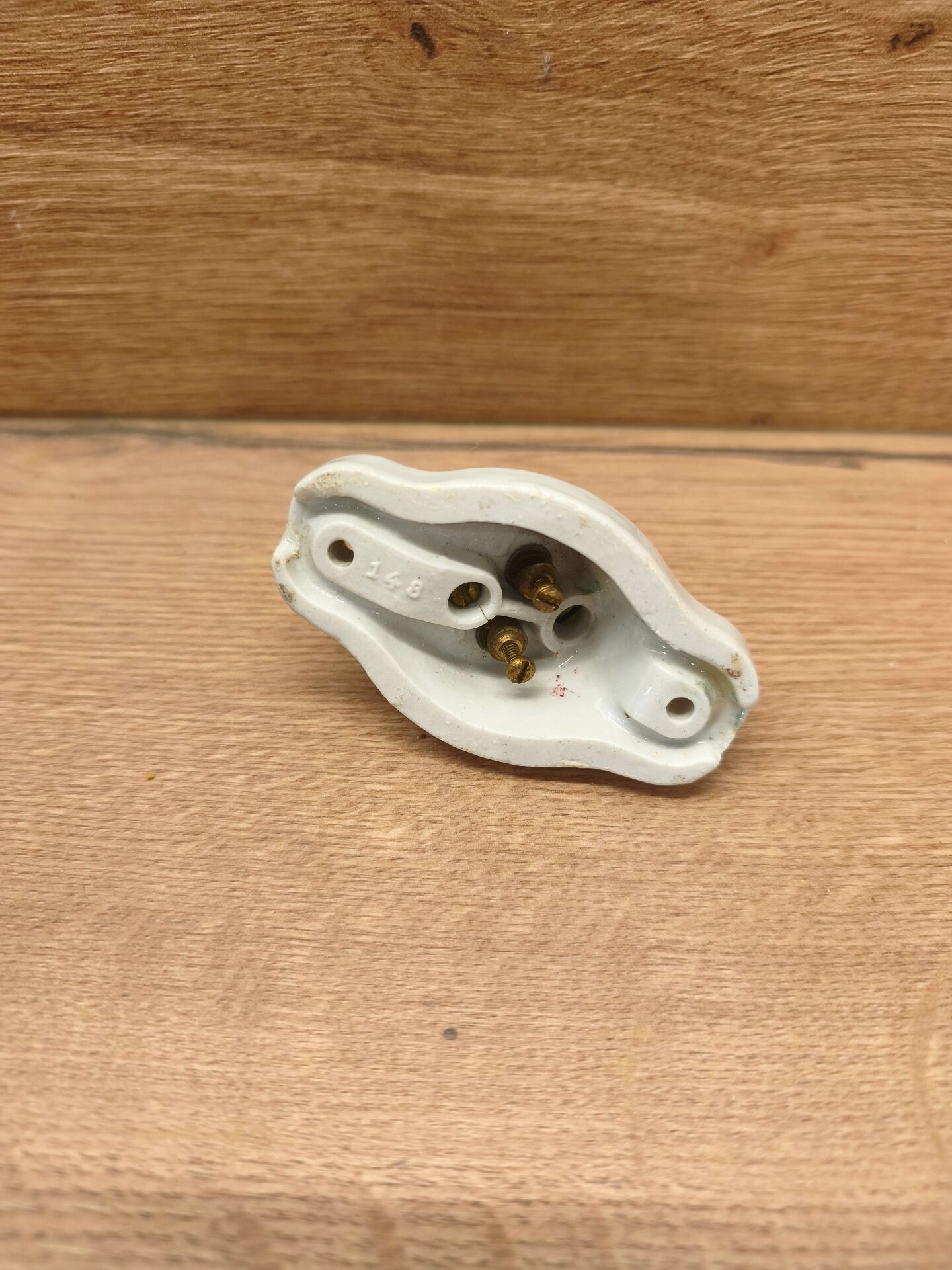 Porcelain wall light