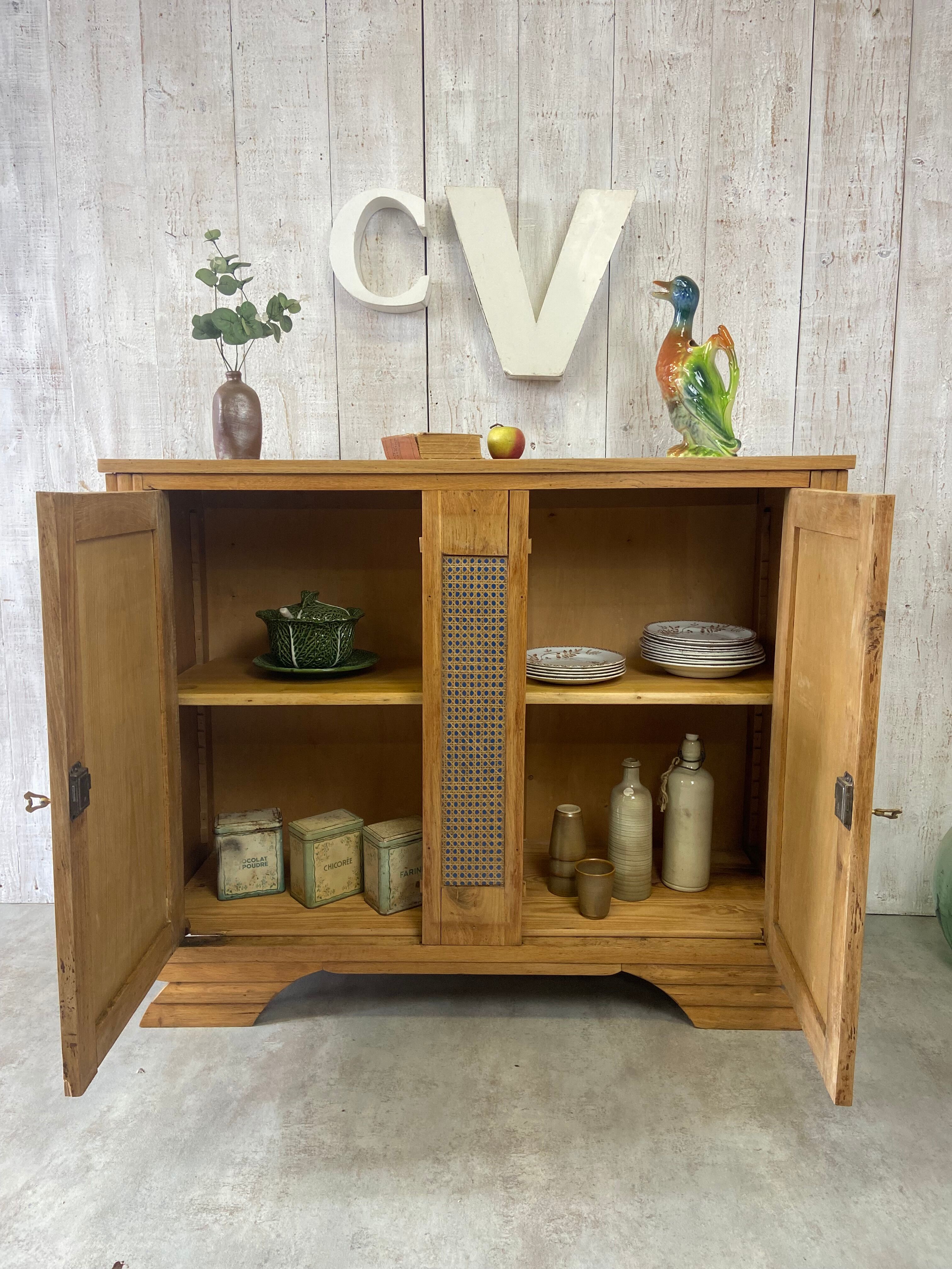 Vintage buffet
