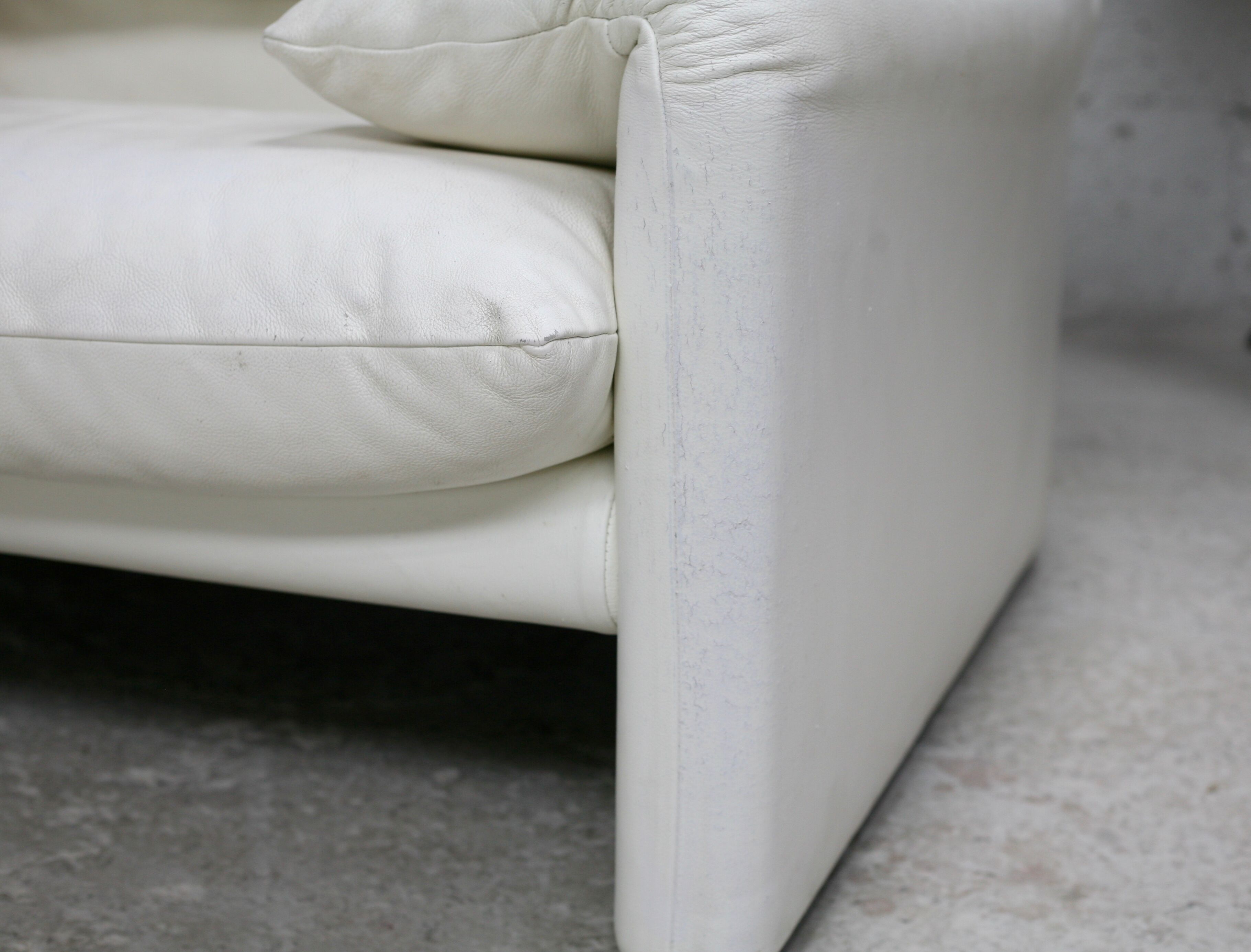 Canapé Maralunga de Vico Magistretti, Cassina, cuir blanc, Italie, circa 1970