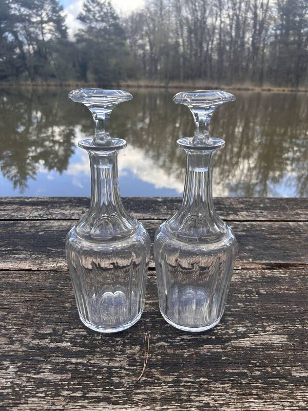 Duo de carafes anciennes en cristal – dans l’esprit Baccarat Harcourt – époque 1900